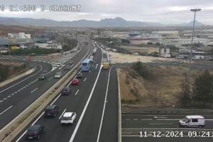 Atasco matutino en Alicante: tráfico paralizado por un alcance en la A-70