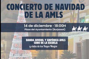 La Agrupación Musical Los Silos de Burjassot llena de música la plaza del Ayuntamiento con el Concierto de Navidad