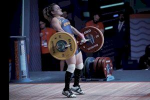 Alba Sánchez en el mundial absoluto de halterofilia 2024