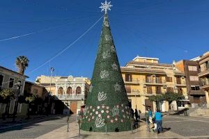 Paterna se ilumina con la magia de la Navidad