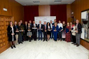 La Cátedra de Enfermería Familiar y Comunitaria de la UA premia la excelencia y el compromiso en su gala anual