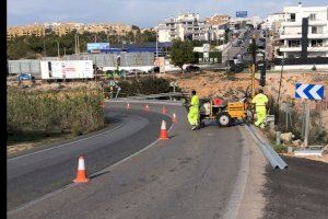 Las concejalías de Infraestructuras y Costa trabajan en la mejora de la seguridad vial en la carretera de San Miguel