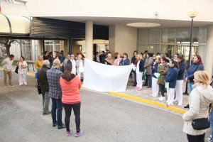 Preocupación entre los trabajadores de la residencia de Burriana por su futuro laboral: "Podría afectar al cuidado de los mayores"