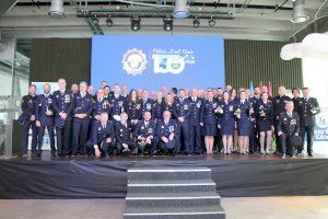 El acto del Día de la Policía Local de Dénia rinde homenaje a los servicios de seguridad y emergencias