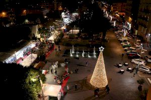 El Mercat de Nadal estimula el consum de productes locals a la plaça Cronista Chabret