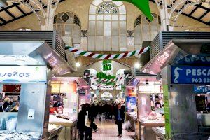 El Mercado Central de Valencia amplía sus horarios para facilitar las compras a sus clientes en Navidad