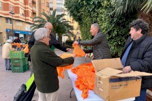 La concejalía de Agricultura reparte hasta 4.000 bolsas del Mercat de la Taronja esta Navidad