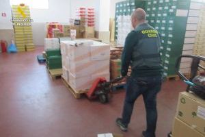 Detenidas tres personas en Alicante por estafas a empresas de dulces y turrones