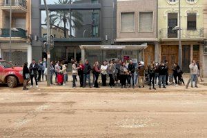 Renfe programa 46 autobuses diarios entre Aldaia y València para reforzar el servicio ferroviario entre ambas localidades