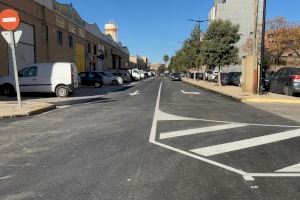 Alaquàs realiza trabajos de repavimentación en diferentes calles del polígono industrial el Bovalar