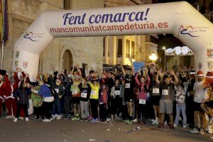 Més de 300 persones participen en la Sant Silvestre solidària de Llíria