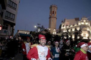 GALERÍA | La San Silvestre Solidaria de Burriana conquista las calles con deporte, solidaridad y una gran participación