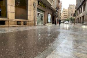 El tiempo para Nochevieja en la Comunitat Valenciana se llena de avisos por lluvia