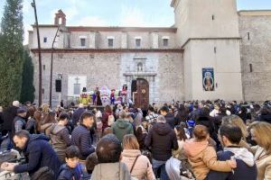 Almassora celebra año nuevo con las campanadas infantiles a mediodía