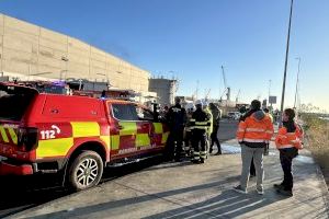 Controlado el conato de incendio en una nave de almacenamiento de coque operada por Portsur