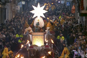 À Punt retransmite la Cabalgata de Reyes de Alcoy, la más antigua de España