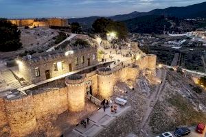 El Campamento Real de los Reyes Magos convierte el Castillo de Onda en un escenario mágico en su primera edición