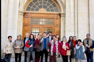 La concejalía de Comercio y el Mercado Central reparten 20 cheques regalo de 50 euros para fomentar el comercio local