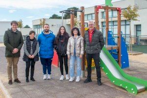 Más de 70 niñas y niños en la escuela de Navidad de Bocairent