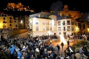 Sant Antoni llega a Vilafamés con fuego y la tradicional 'matxà'