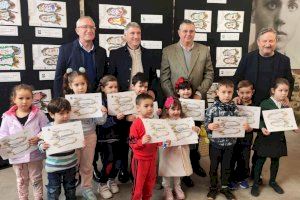 Entrega de premios del  XV Certamen Escolar “Las Abarcas Desiertas” en Orihuela