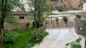 Las fuertes tormentas obligan a cortar la autovía A-31 en Alicante